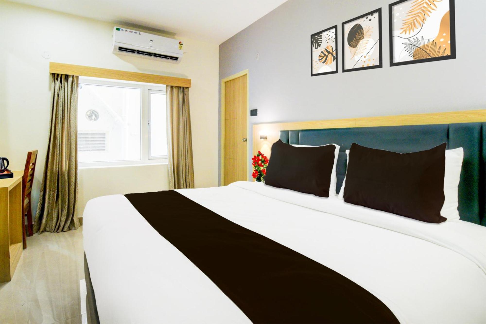 Townhouse Aarav Business Hotel Хайдарабад Экстерьер фото